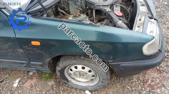 1996 model skoda felicia çıkma sağ ön çamurluk