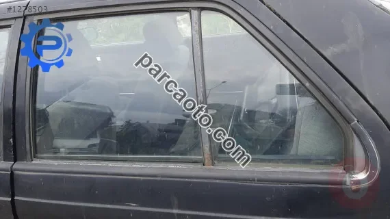 mazda 929 çıkma sol arka kapı camı