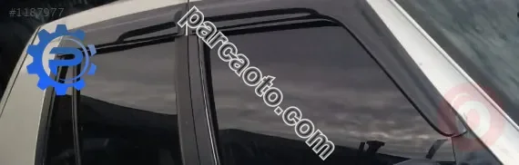 dacia solenza 1.4 mpi çıkma sağ takım kapı cam plastiği