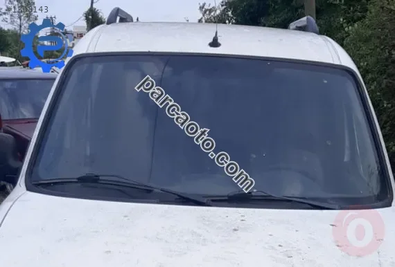 2006 peugeot partner 1.9 çıkma ön cam