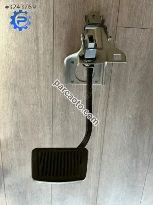 Fren Pedalı Hyundai Accent Blue Otomatik  32800-1R201