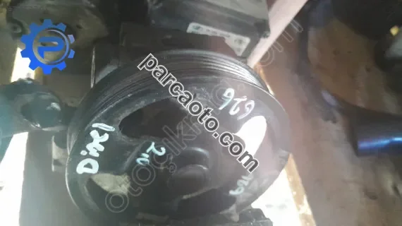 MazDa 626  2.0 ezel direksiyon pompasi çıkma