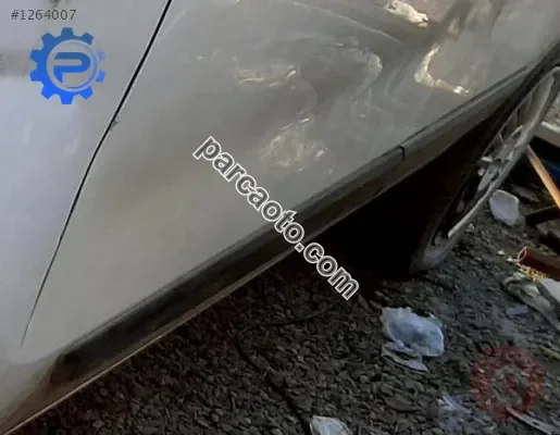 2009 model peugeot bipper 1.4 hdi çıkma sol kapı bandı