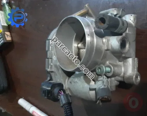 skoda fabia 2.0 çıkma gaz kelebeği