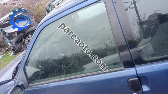 Pejo 106 sol kapı camı yedek parça