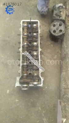 Toyoto cresida 2.0 16v 6 silindir kapagı