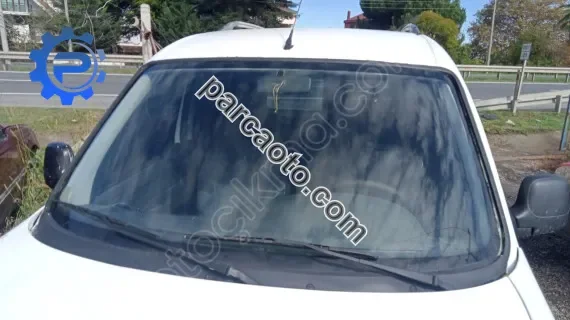 Peugeot Partner  ön cam