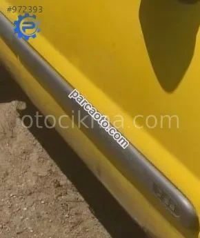2003 model renault kangoo 1.9 çıkma sağ ön kapı bandı