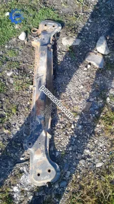 Fiat scudo radyator alt saci traves 98<2005 yedek parça