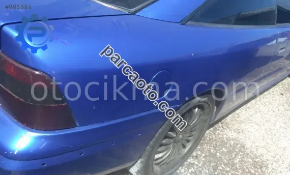 1995 model opel calibra 2.0 çıkma sağ arka çamurluk