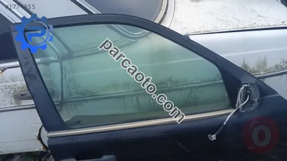 mercedes c-class w220 çıkma sağ ön kapı camı
