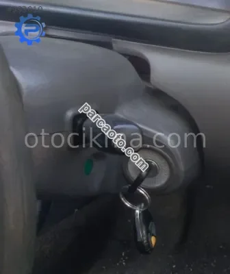 kia clarus 2.0 çıkma direksiyon bakalit