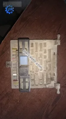 Peugeot 205 Modeli için Yedek Sigorta Kutusu Parçası