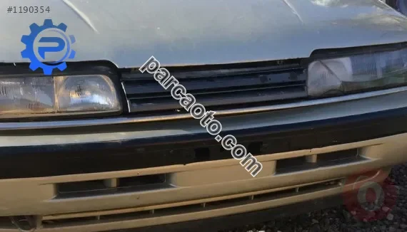1992 model mazda 626 çıkma ön panjur
