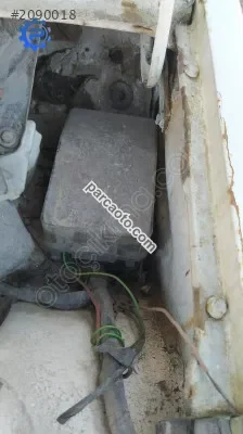 Escort 1.6 89-92 motor içi sigorta kapağı çıkma