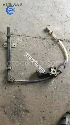renault r21 çıkma sol ön cam krikosu
