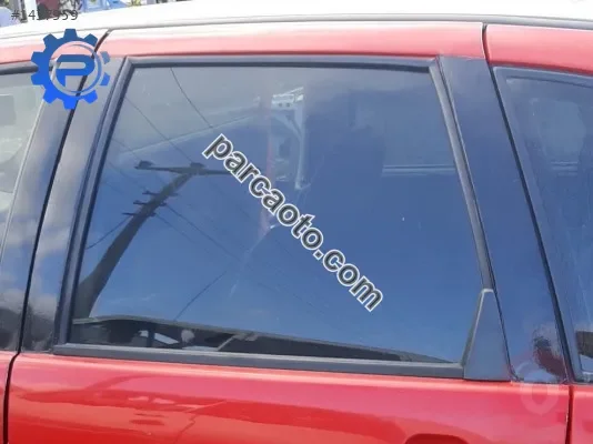 seat ibiza çıkma sol arka kapı camı