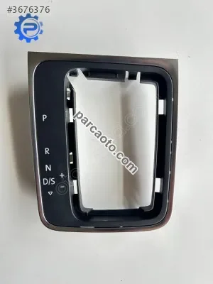 Vites Topuzu Çerçevesi VW Golf 7 - 7.5 5G1713203J