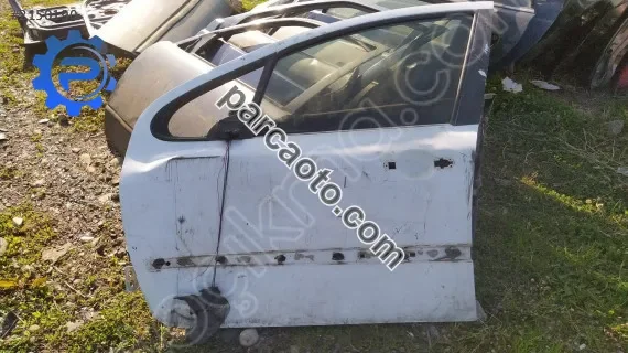 307 sol ön kapı çıkma