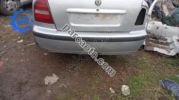 Skoda Octavia Mk1 arka tampon yedek parça