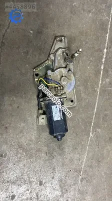 Renault trafik arka sikecek motoru