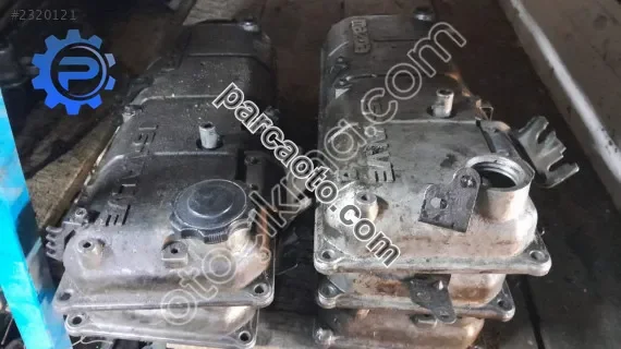 Mazda 323 1.6 külbütör kapak çıkma