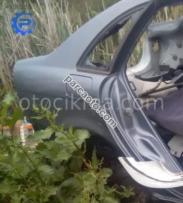 citroen c5 kesme sağ arka çamurluk