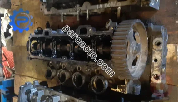 citroen c1 1.4 8v dizel çıkma silindir kapak