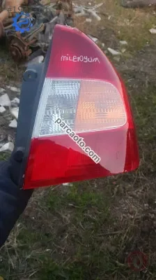 Hyundai Accent 00-02 sıfır sağ stop