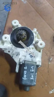 Focus iki sol ön cam motoru çıkma