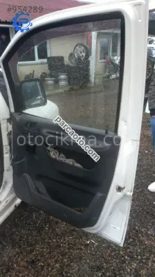 2002 model peugeot expert 1.9 dizel çıkma sağ ön dolu kapı