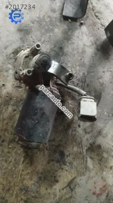 R19 on silecek motoru çıkma