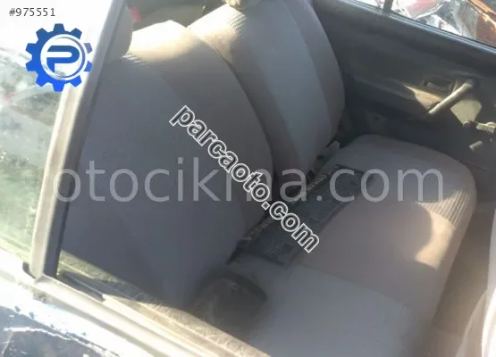 1996 renault 19 europa 1.6 hb çıkma arka takım koltuk