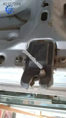 Kia Kapital Bagaj Kiliti çıkma