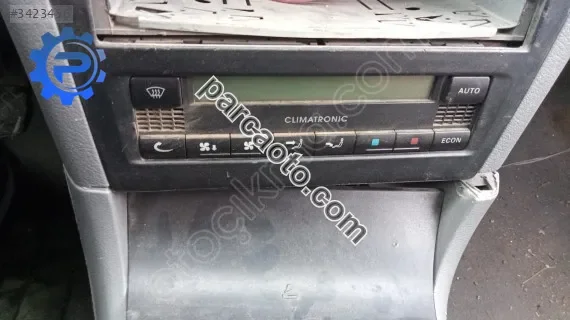 Skoda Octavia Mk1 klima kontrol paneli yedek parça