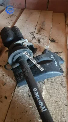 Ford mondeo aks bağlantı ayağı çıkma