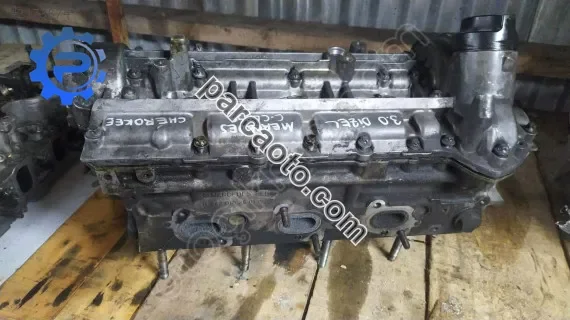 3.0 dizel Mercedes cclass Cherokee silindir kapağı çıkma