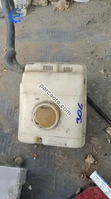 306 silecek su bidonu çıkma