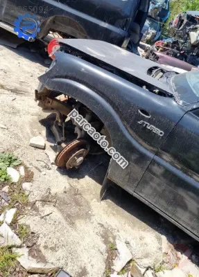 mahindra çıkma sol ön çamurluk hatasız