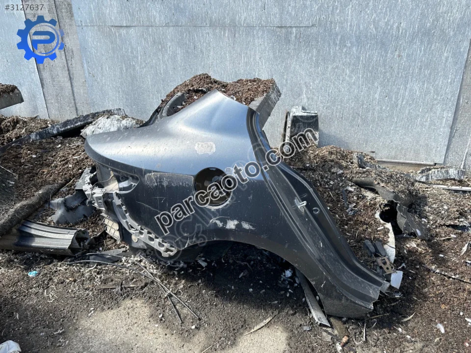 Renault Fluence orijinal çıkma çamurluk, Samsun Tekkeköy