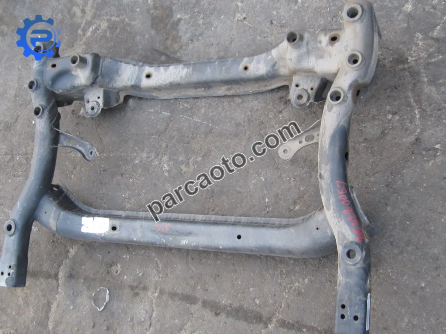 Volkswagen Golf 1.6 Comfortline 1997-2009 orjinal çıkma travers Volkswagen Golf 1.6 Comfortline 1997-2009 orjinal çıkma travers