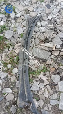 Mazda 323 family camönü ızgarası yedek parça