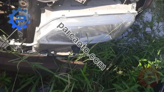 hyundai starex çıkma sol ön far