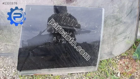 renault r19 çıkma sol arka kapı camı