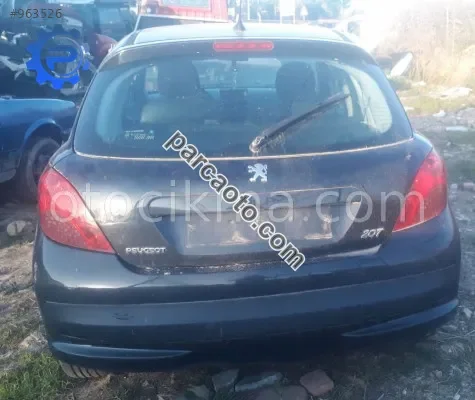 peugeot 207 1.4 benzinli kesme arka kasa