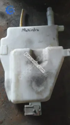 Mahindra cam suyu bidonu orjinal çıkma