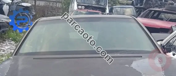 mercedes e-class w210 çıkma ön cam