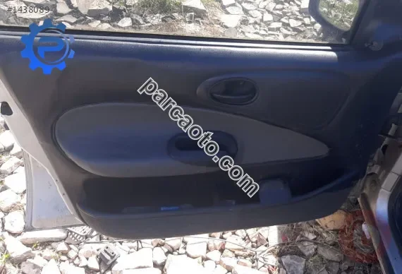1997 model ford escort sökme sol ön kapı döşeme