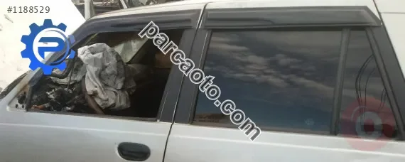 dacia solenza 1.4 mpi çıkma sol takım kapı cam plastiği