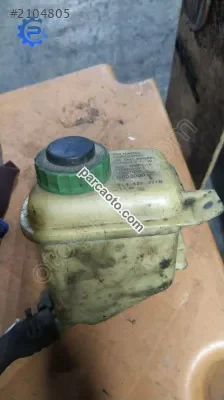 Touareg direksiyon pompası yağ bidonu çıkma